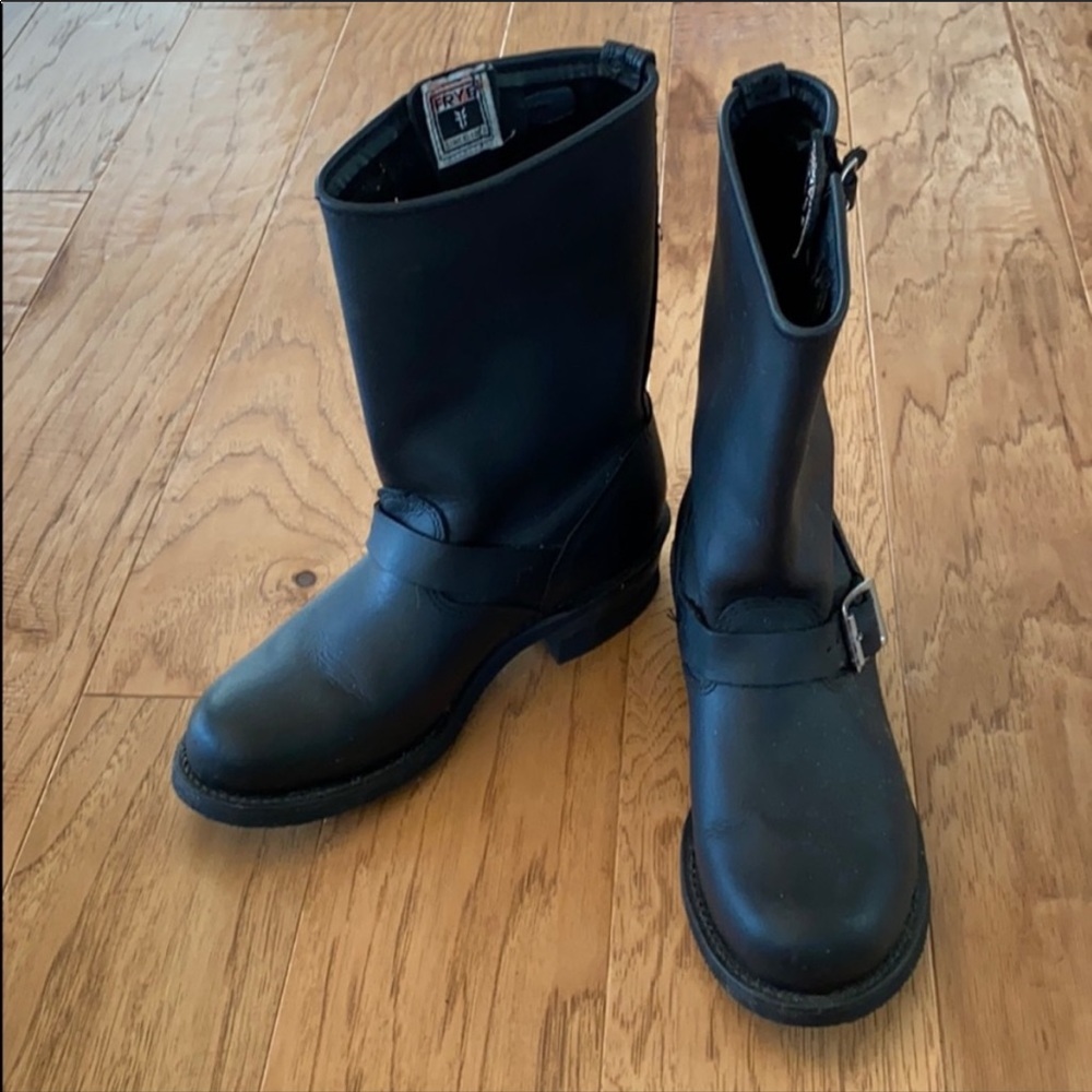 Frye boots - Picture 1 of 4